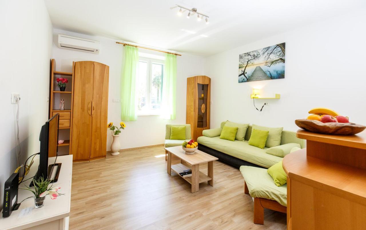 Apartment Green Forest Split Exterior foto